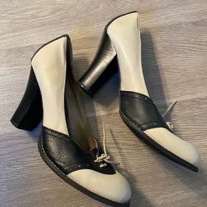 BC Footwear Black and White High Heels 9